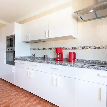 Apartmán Sea & Mountain Views Apt. With Terrace *